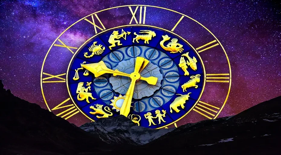 transiting uranus square moon - starry sky, star sign, clock