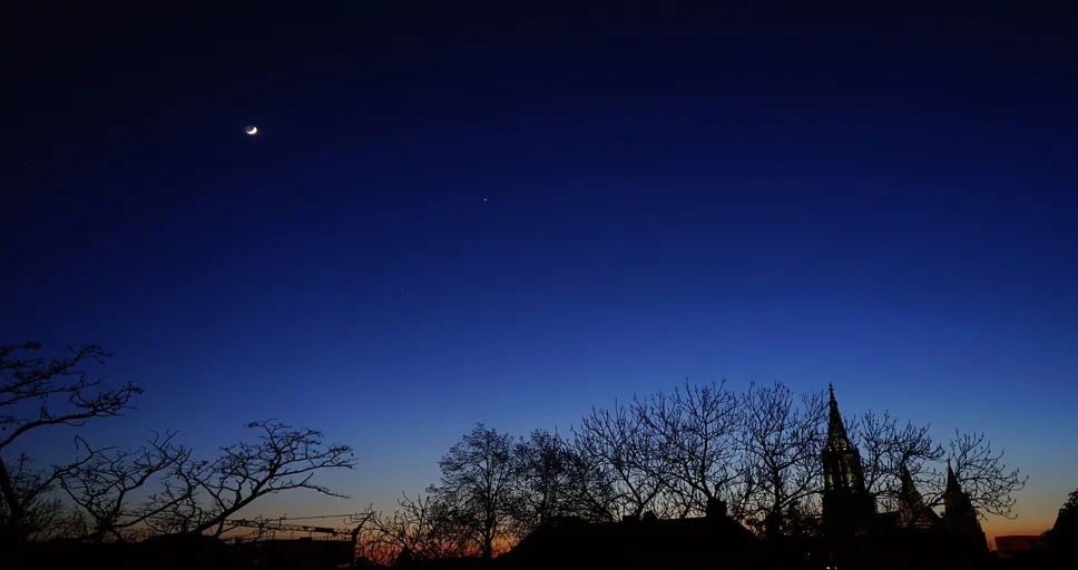 pluto trine venus transit - evening sky, night, moon