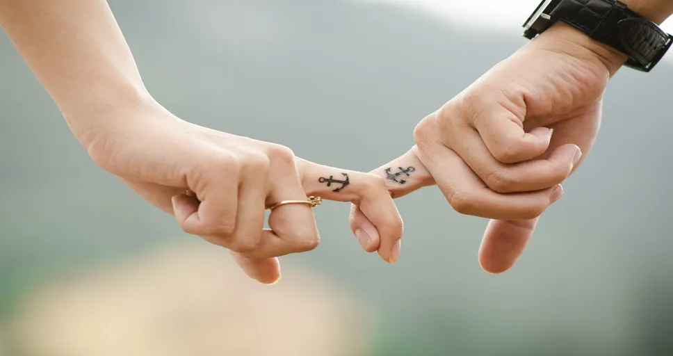 mercury trine venus synastry - couple, hands, tattoos