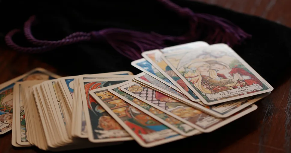 pluto pisces - tarot, cards, magic